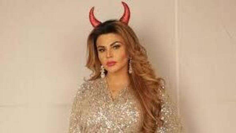 Rakhi Sawant Writes ‘I Love Abhinav’ All Over Her Body
