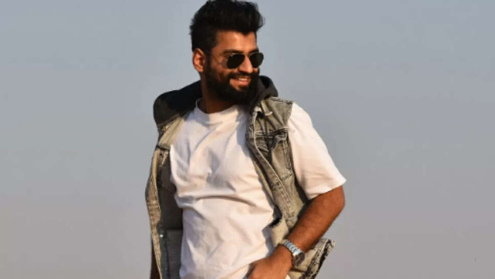 Harsh Gujral Biography, Age, Height, Net Worth, Girlfriend 