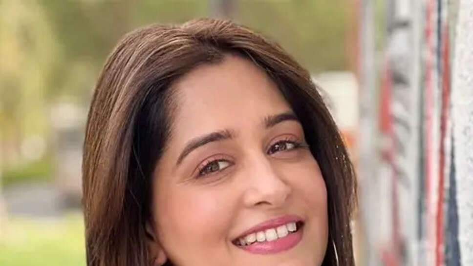Dipika kakkar 