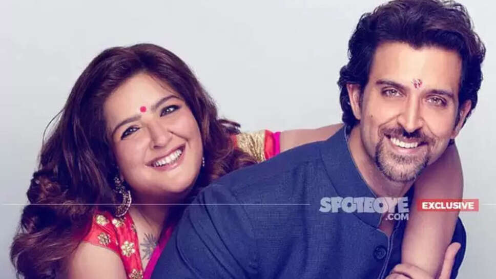 Hrithik Roshan with her sister