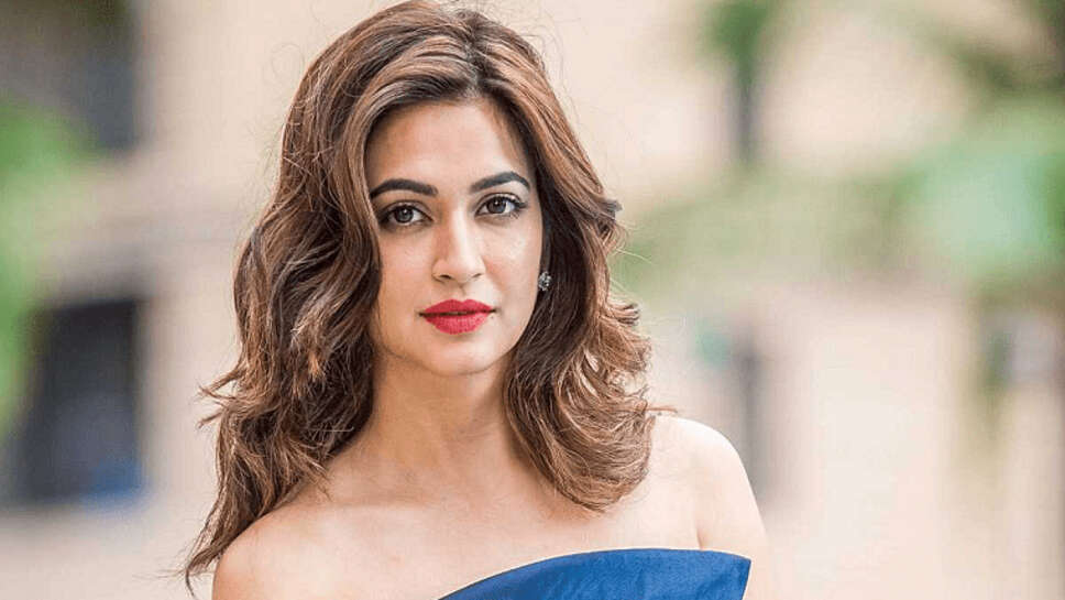 Kriti Kharbanda Biography, Age, Height, Career, Net Worth