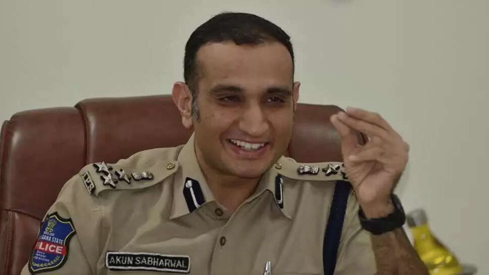  IAS Officer Akun sabharwal Wiki, Biography, Age, UPSC Rank