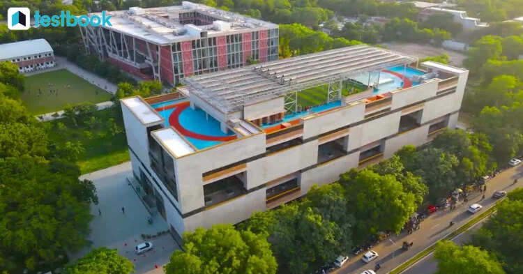 universities in gujarat