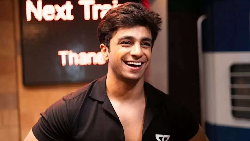 Aarush Bhola Biography, Age, Height, Birthday, Family, Net Worth In 2025