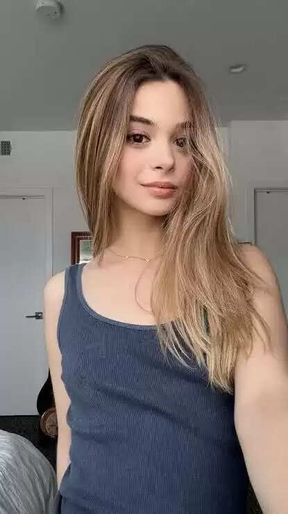 Molly Little Biography, Age, Height, Wiki, Career, Photos, Net Worth In 2025