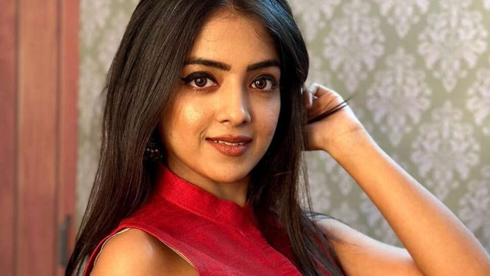 Khushi Dubey Age, Biography, Boyfriend, Family, Wiki, Films, TV Shows, Web-series, Music Videos, Instagram