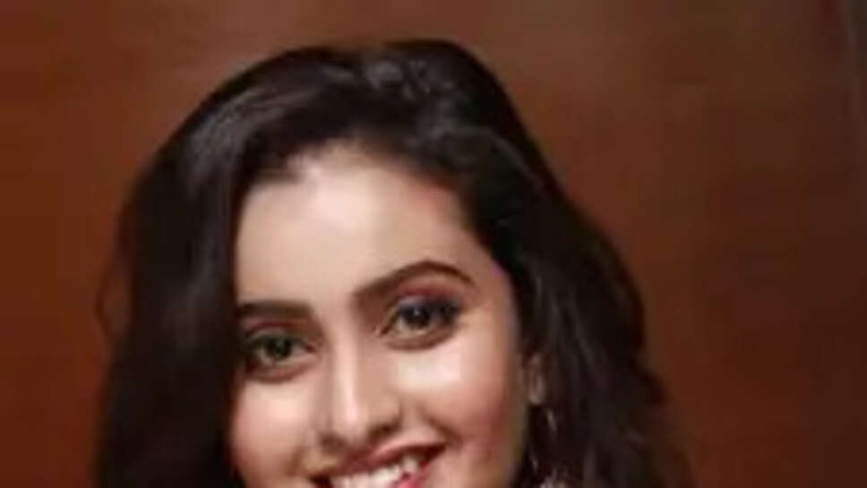  Deepika Pilli