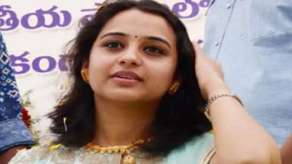  Veditha Reddy IAS Biography, Height, Age, Husband Name, Career 