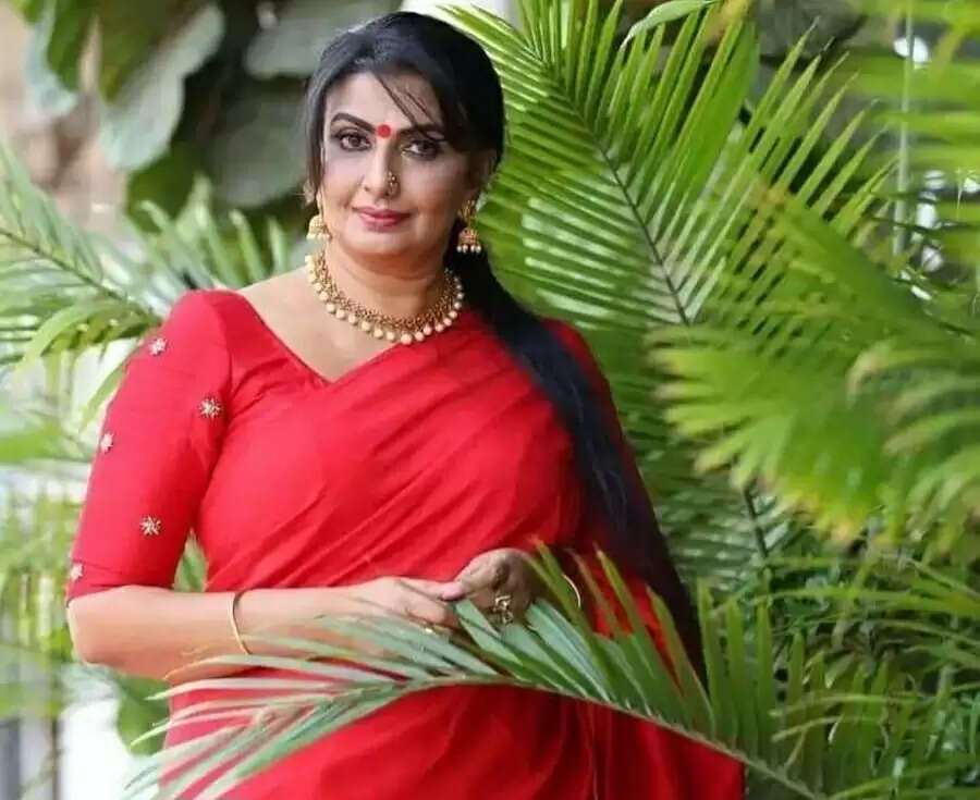 Maya Visvanathan Age, Biography, Height, Net Worth, Husband Biography