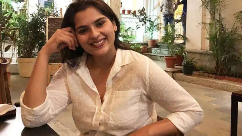  Kavya Kalyanram Age, Height, Husband, Father, Date Of Birth, Family