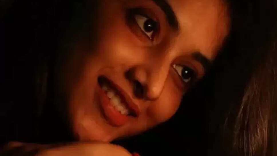  Priyanka Arul Mohan Age, Height, Wiki, Family, Birthday In 2023