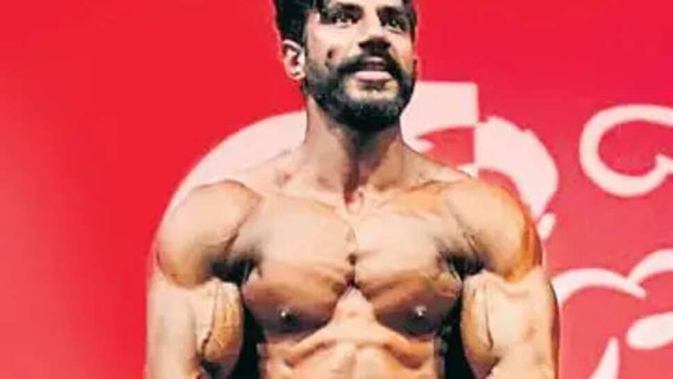  Bharat Singh Walia Age, Height, Wife, Biography, Income In 2023