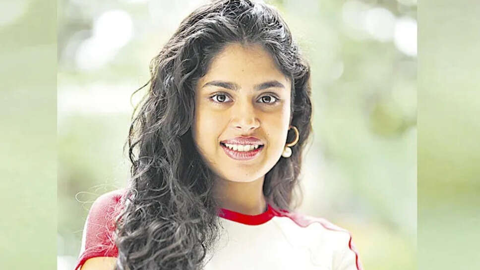 Faria Abdullah Biography, Age, Height, Movies, Husband