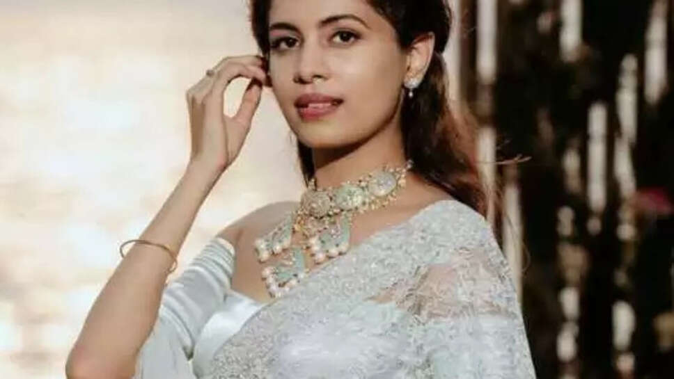 Diya Krishna Biography, Age, Height, Birthday, Career, Net Worth