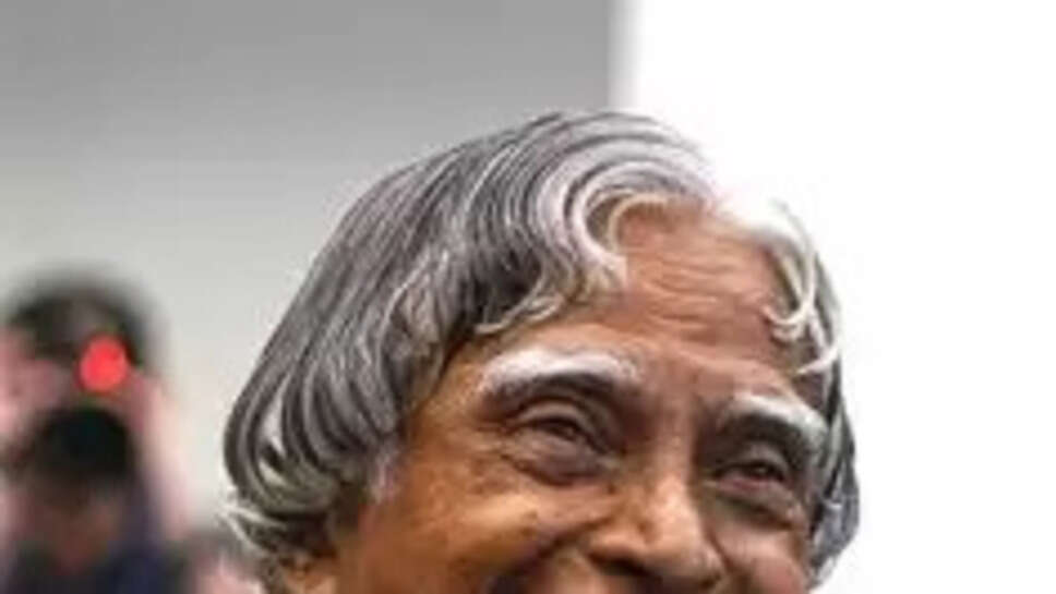 Top 10 Most Famous Indian Persons 