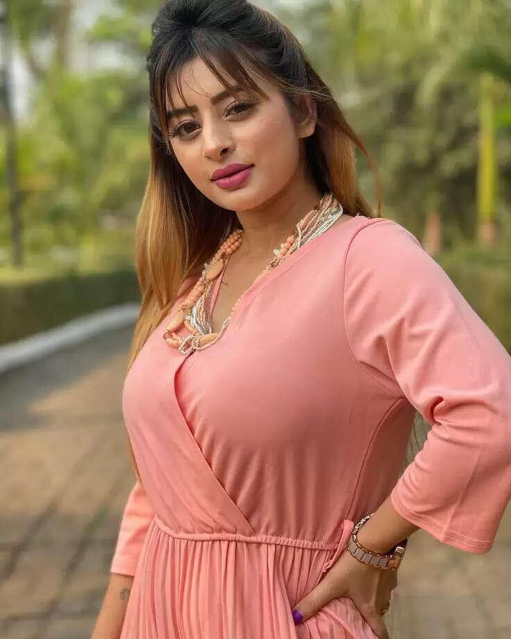 Top 10 Hot Ullu Web Series Actress Names With Photos