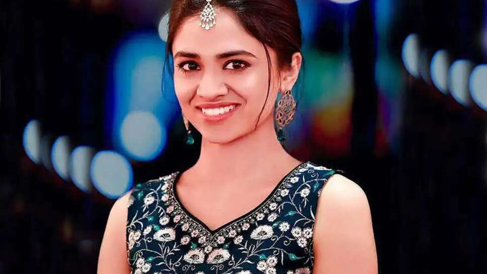 Meenakshi Dileep Biography, Age, Height, Birthday, Net Worth, Family 