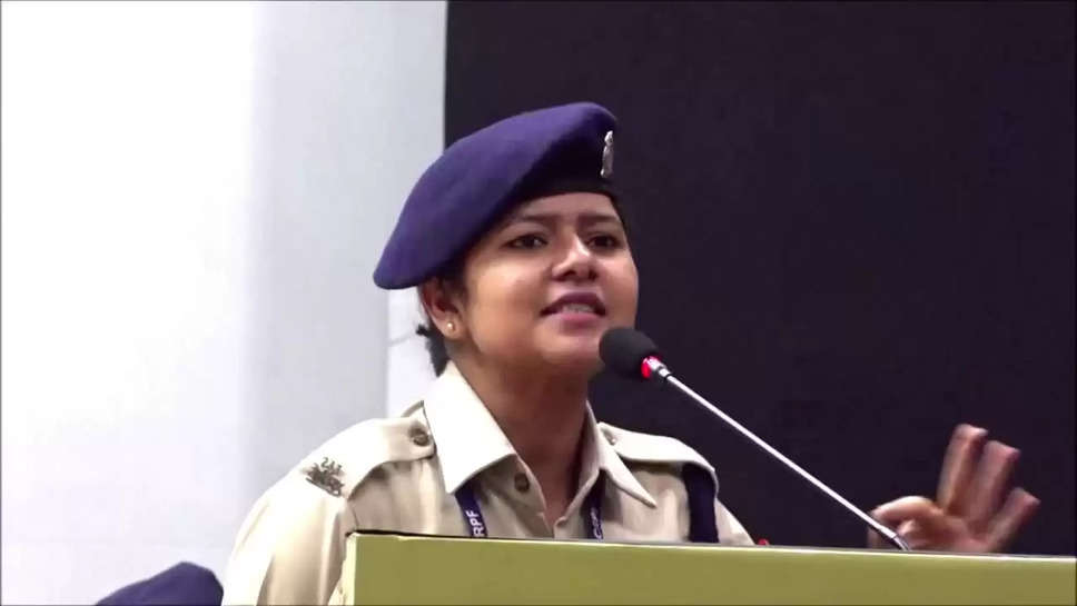  India's Youngest IPS (Female) Officer I Youngest IPS & IAS Officers In 2023