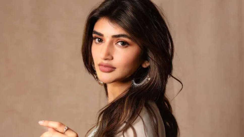  Sreeleela Age, Height, Weight, Size, DOB, Boyfriend, Husband, Family, Biography In 2025