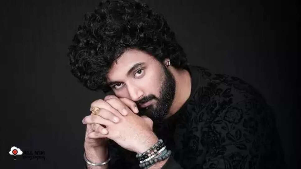 Niroop Nandakumar (Bigg Boss Tamil 5) Age, Girlfriend, Family, Movies, Biography In 2025