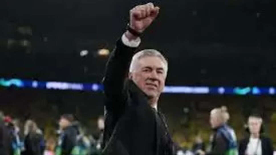  Carlo Ancelotti - The King of Adaptability.