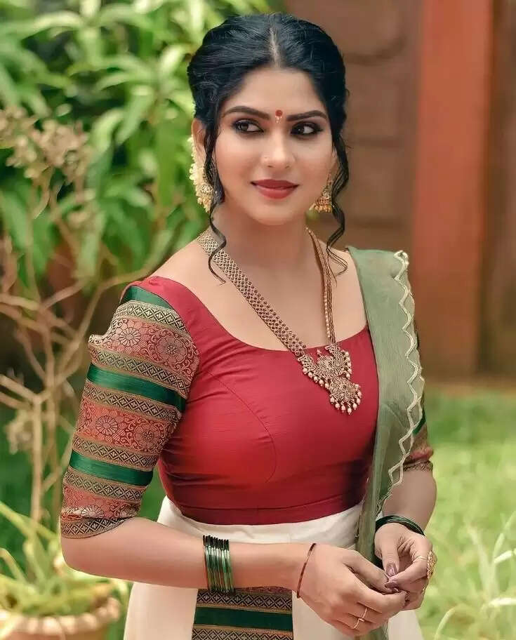 Swasika Vijay Wiki, Age, Family, Husband, Biography 