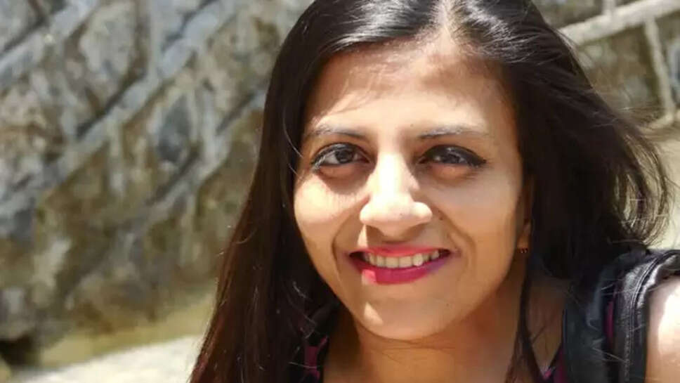 IAS Ira Singhal