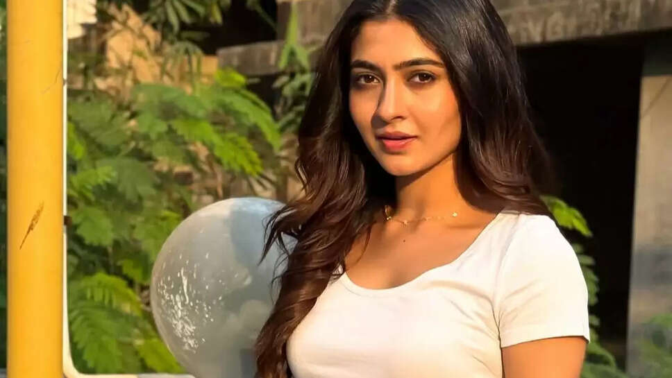 Shivangi Khedkar Biography, Age, Height, Career, Net Worth In 2025