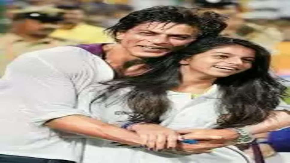 Shah Rukh Khan reveals what he wrote in the journal gifted to Suhana Khan; Throwback video goes VIRAL