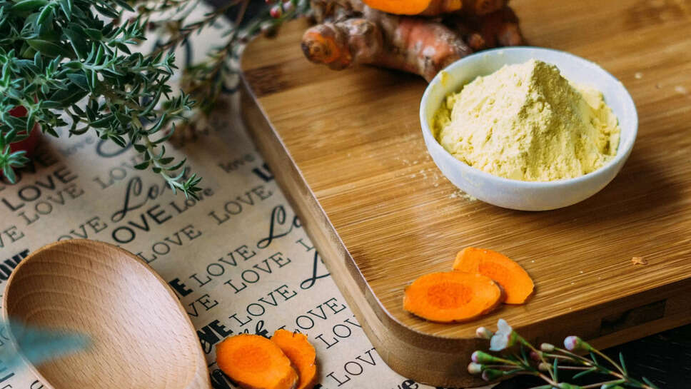 Red sandalwood face pack