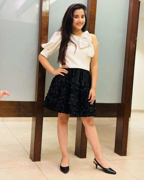 Aura Bhatnagar Badoni