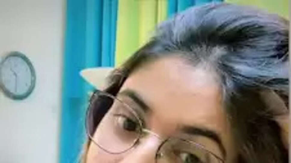 Komal Yadav's Salary, Age, Bio & Other Details