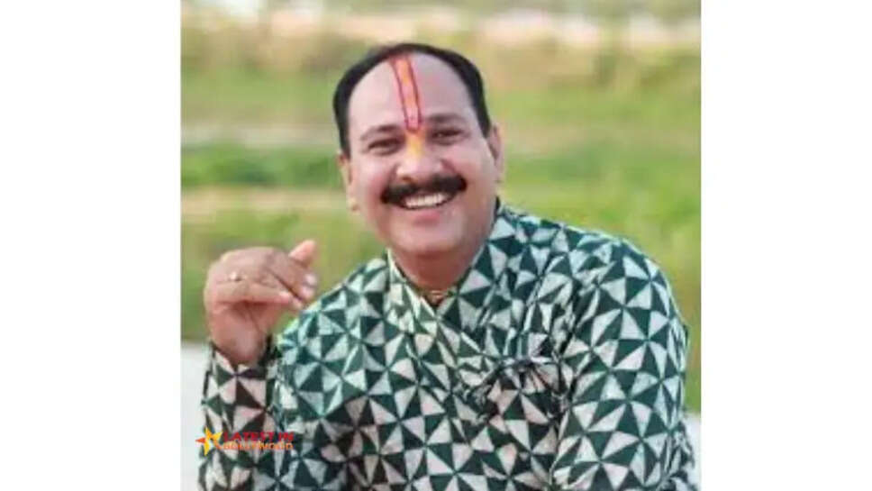 Pradeep Mishra Age, Biography, Wife, Family, Birth Date