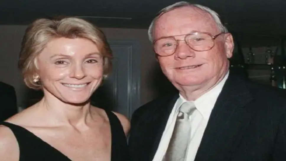  Neil Armstrong's Wife Carol Held Knight Age, Biography, Family