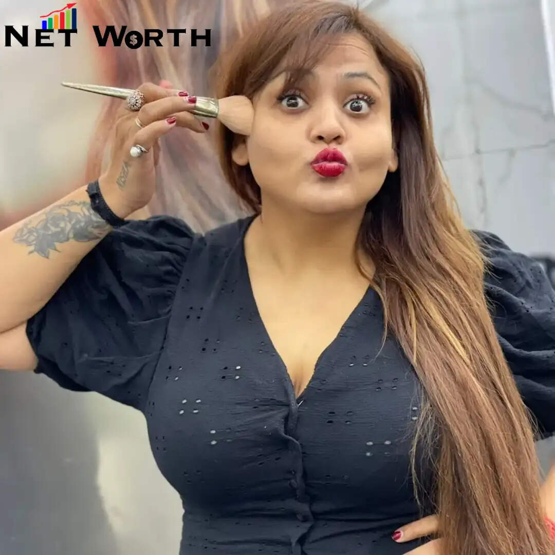 Nisha Lambha Biography, Age, Salon, Husband, Family With Photos