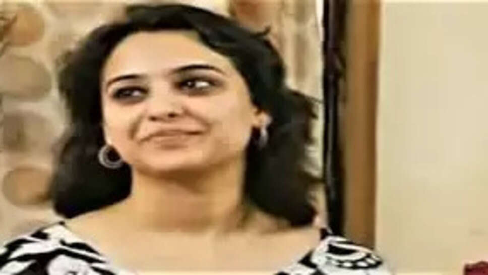 Veditha Reddy IAS Biography, Age, Husband, Rank, Batch, Cadre, UPSC Marksheet, Current Posting In 2025