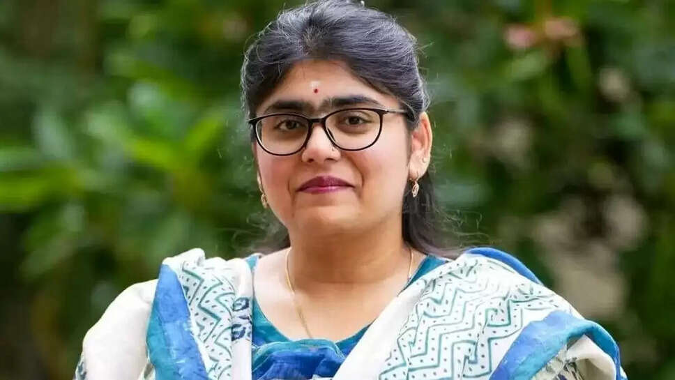 Who is the daughter of Ashok Chavan?