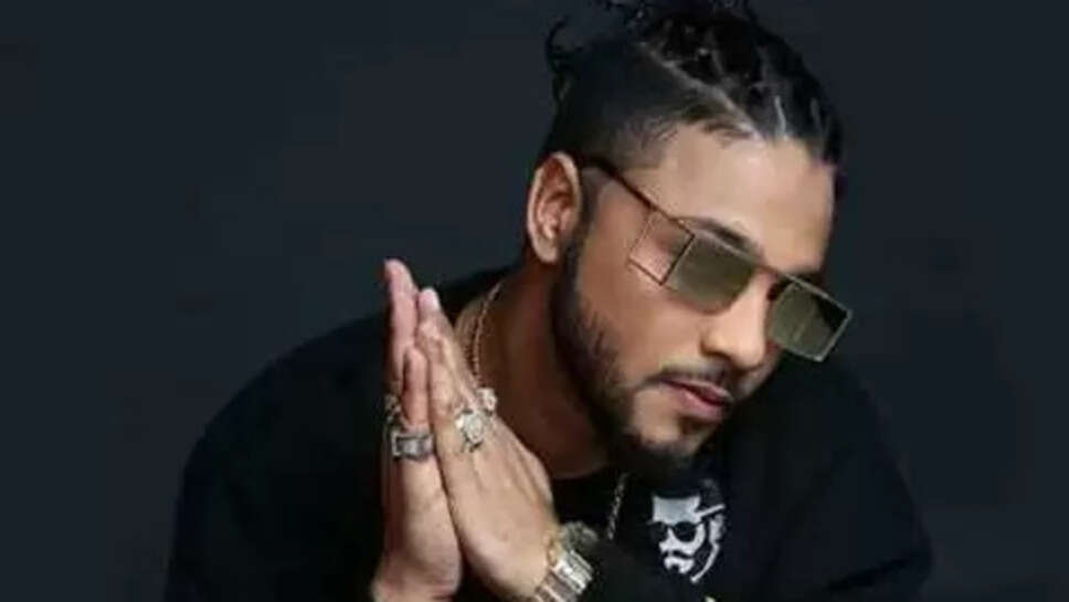 Raftaar (Singer) Age, Wiki, Height, Weight, Girlfriend, Family, Biography 