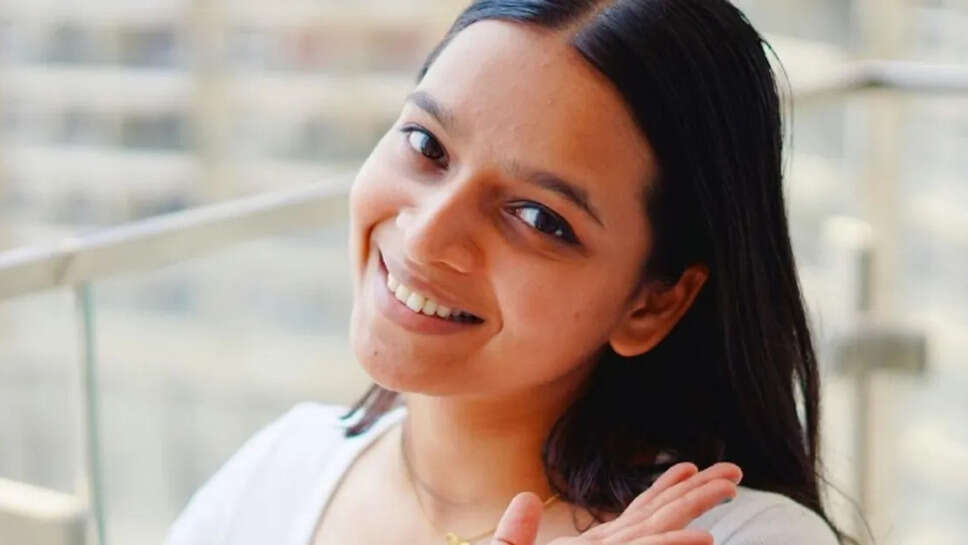 Urmila Lawekar Biography, Age, Height, Career, Husband