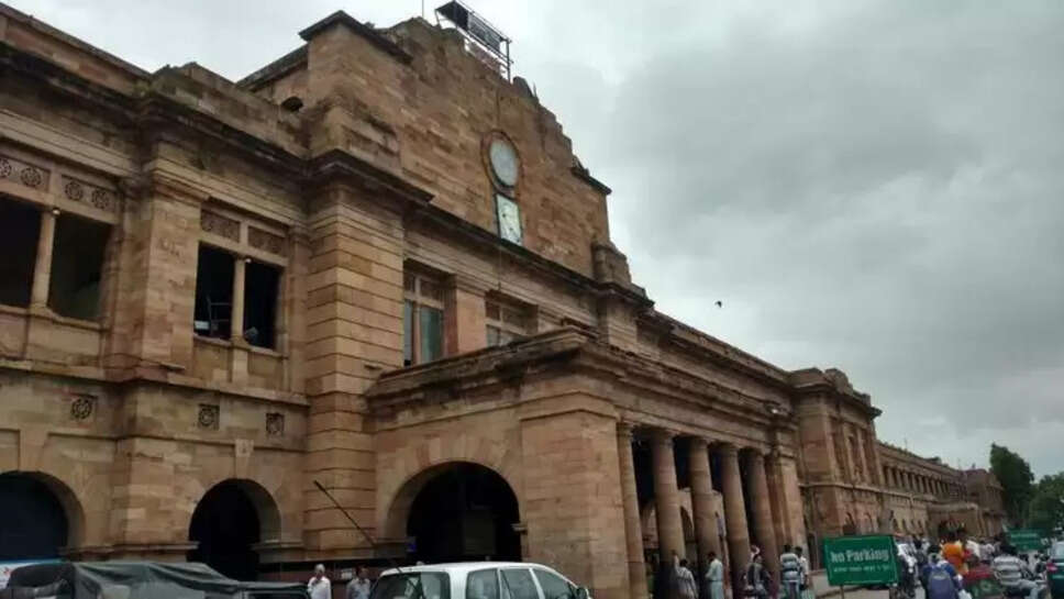 Know Why Westside Nagpur Station Closed for Vehicle 