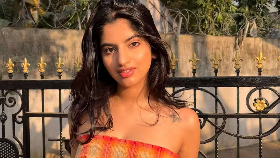 Sania Mistry Biography, Age, Height, Boyfriend, Income & Net Worth In 2025