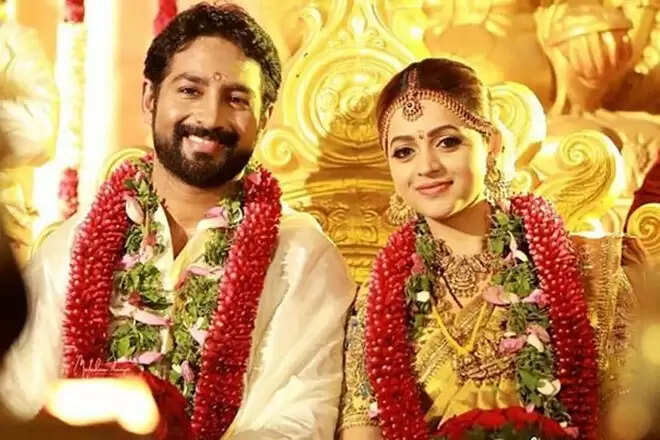 Top 10 Tamil Cinema Celebrities Wedding Photos 