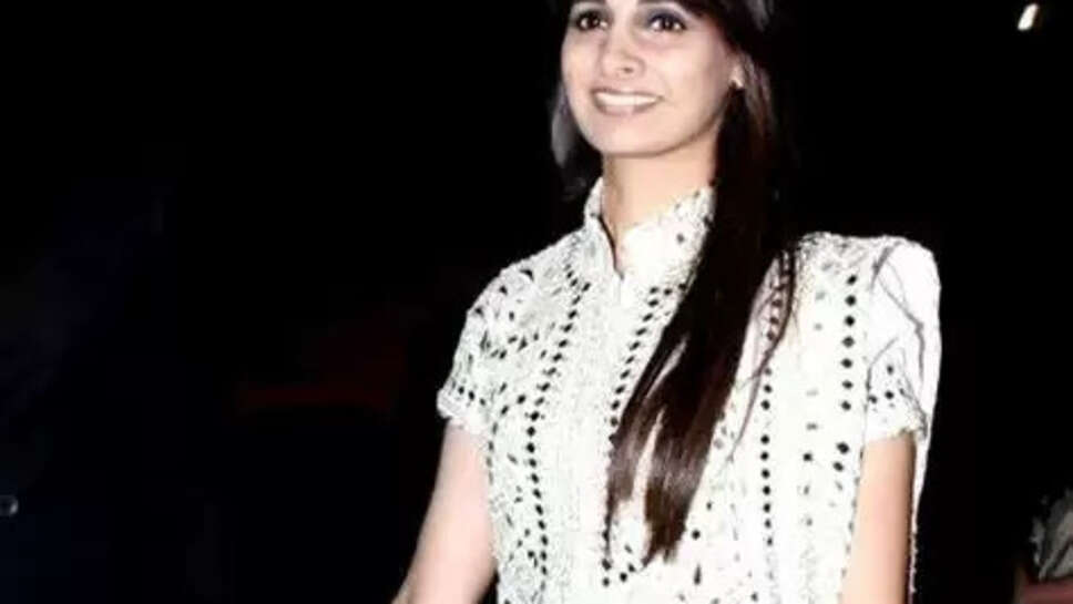 Naina Bachchan