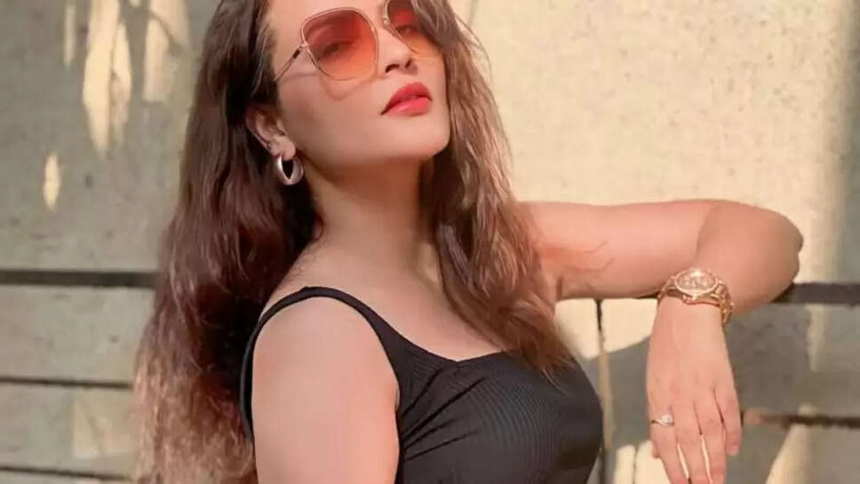 Shilpi Raghwani Age, height, Weight, Boyfriends, Family, Biography In 2025