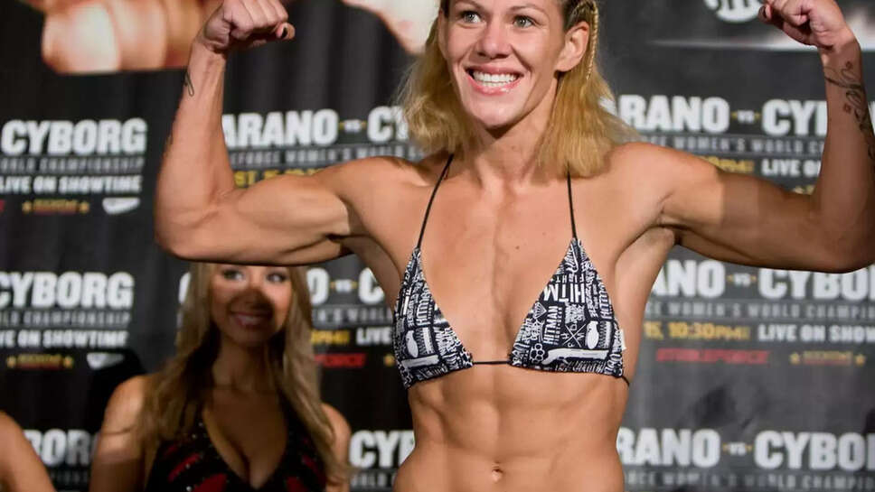  Cris Cyborg