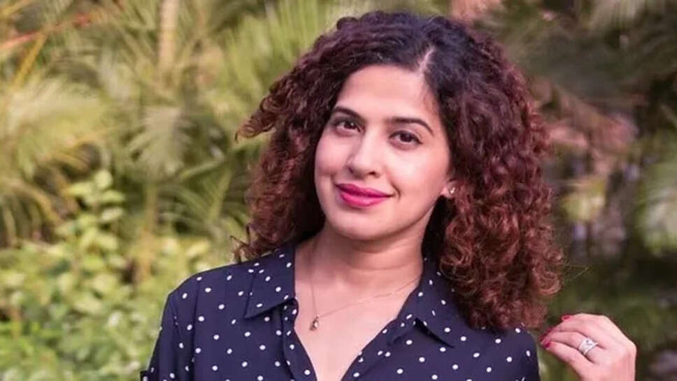 Kamiya Jani Biography, Net Worth, Instagram, Age, Height, Net Worth, Family