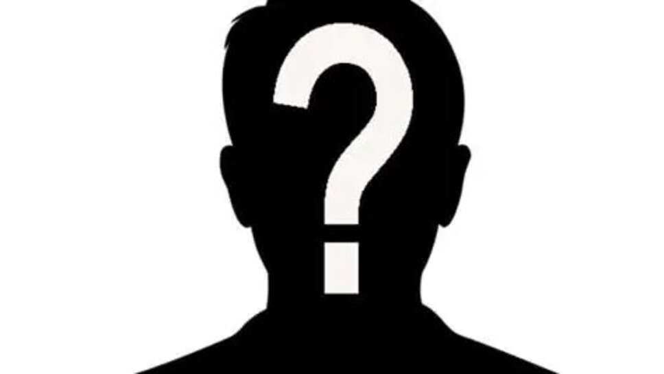 Bollywood Blind Item: This Global Star Is Living A Double Life