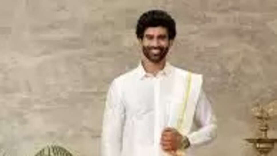 Men's Traditional Dress