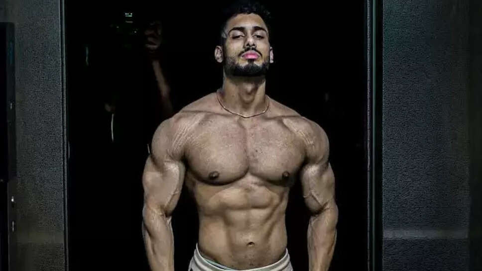 Manu Chaudhary Biography, Age, Height, Weight, Net Worth in 2025