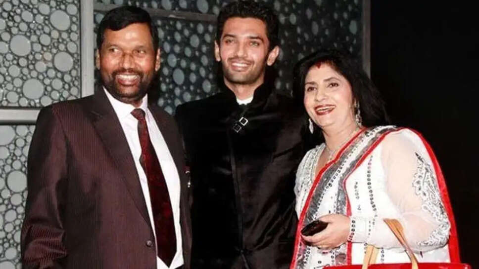 Reena Paswan (Ram Vilas Paswan&rsquo;s Second Wife) Wiki, Biography, Family In 2026
